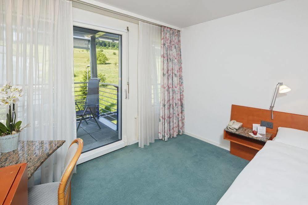 Wellness Hotel Tenedo - Thermalquellen Resort Bad Zurzach 외부 사진