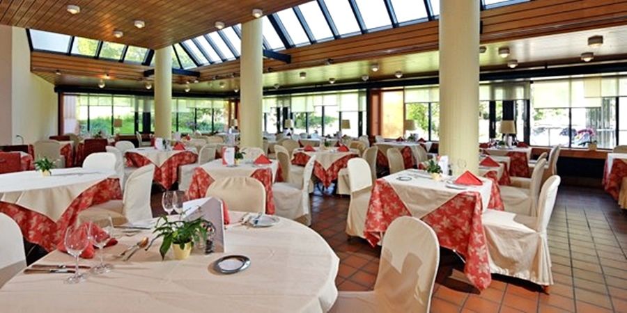 Wellness Hotel Tenedo - Thermalquellen Resort Bad Zurzach 외부 사진